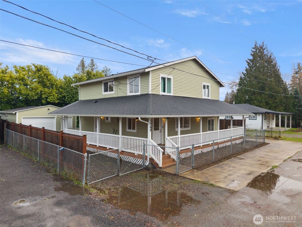 Photo of 1769 SE Crawford Road, Port Orchard, WA 98366 (MLS # 2474650)