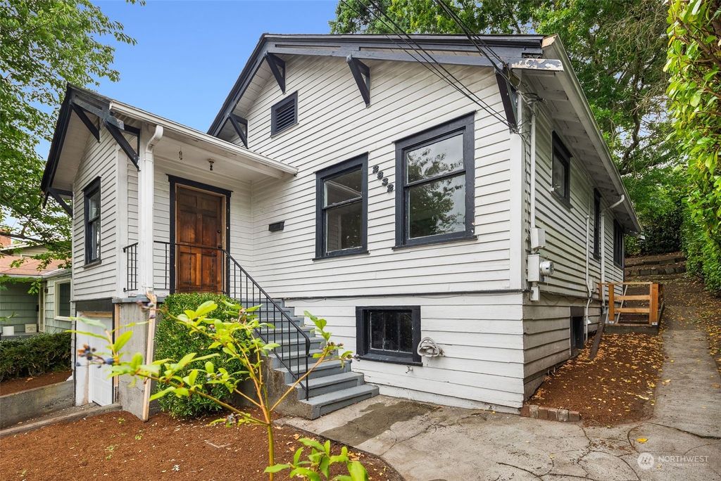 Photo of 2832 13th Avenue W, Seattle, WA 98119 (MLS # 2137260)