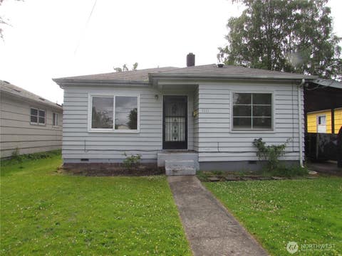 Photo of 1111 9th Avenue, Longview, WA 98632 (MLS # 2568471)