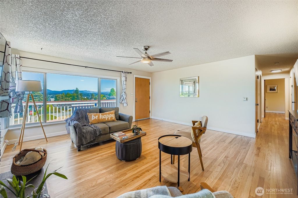 Photo of 11009 Woodward Avenue S, Seattle, WA 98178 (MLS # 2410882)
