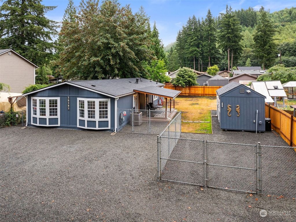 Photo of 13101 W Loop View Drive, Granite Falls, WA 98252 (MLS # 2272187)
