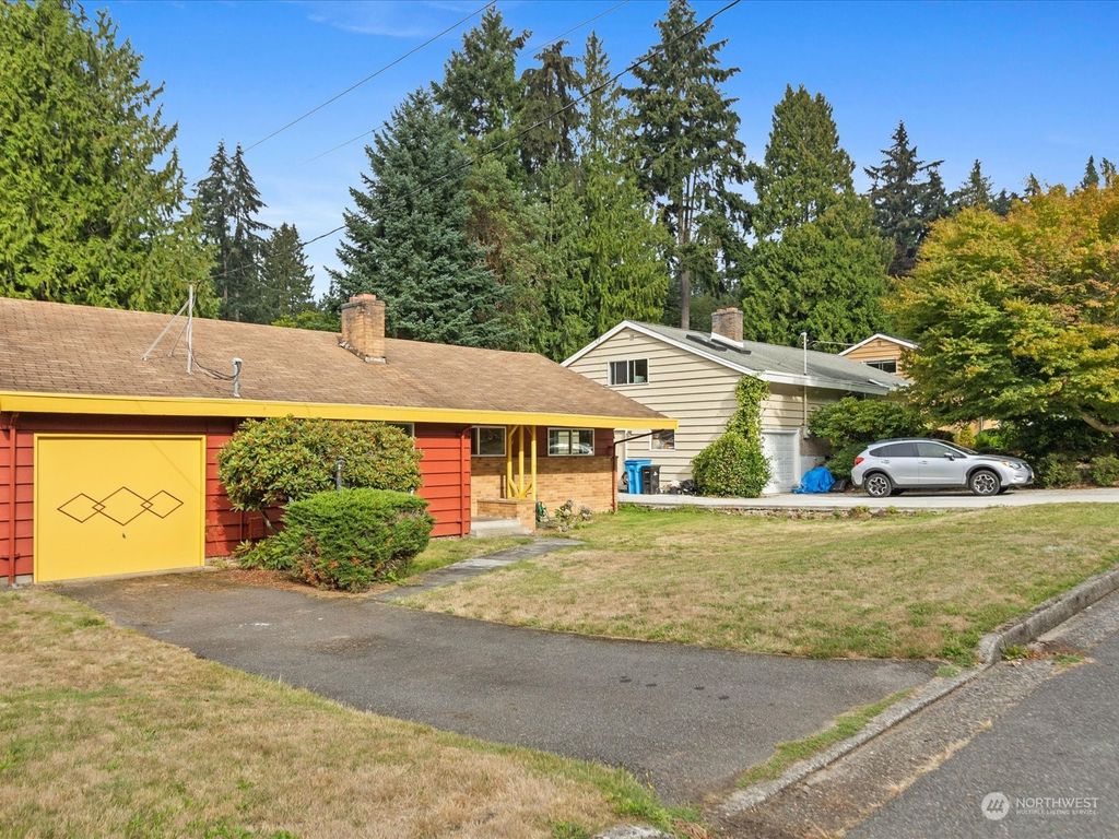 Photo of 17317 2nd Avenue NW, Shoreline, WA 98177 (MLS # 2287292)