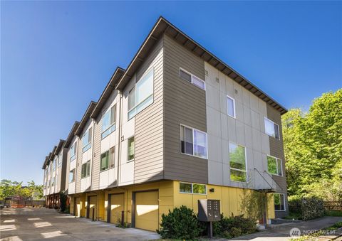 Photo of 2705 S Charlestown Street, Seattle, WA 98108 (MLS # 2517907)