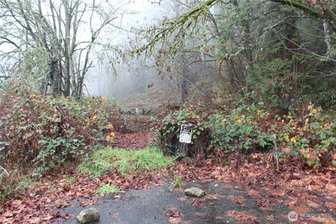 7104 Ocean Beach Highway Longview WA 98632