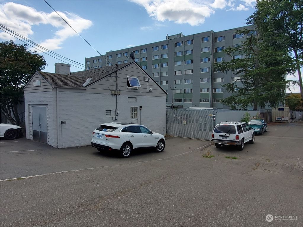 Photo of 11049 8th Avenue NE, Seattle, WA 98125 (MLS # 2272438)