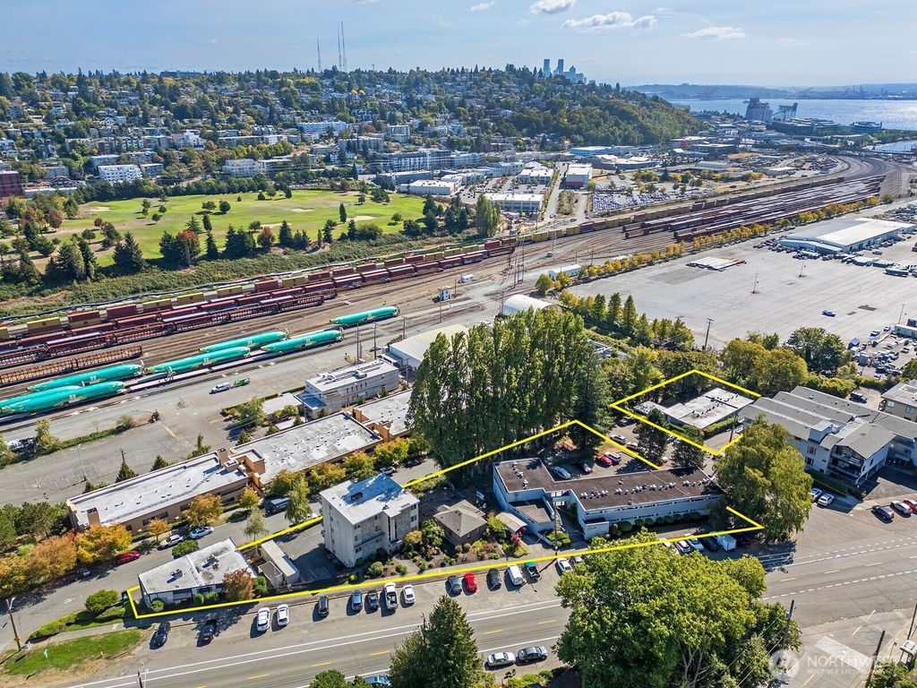 Photo of 2600 2634 Thorndyke Avenue W, Seattle, WA 98199 (MLS # 2446245)