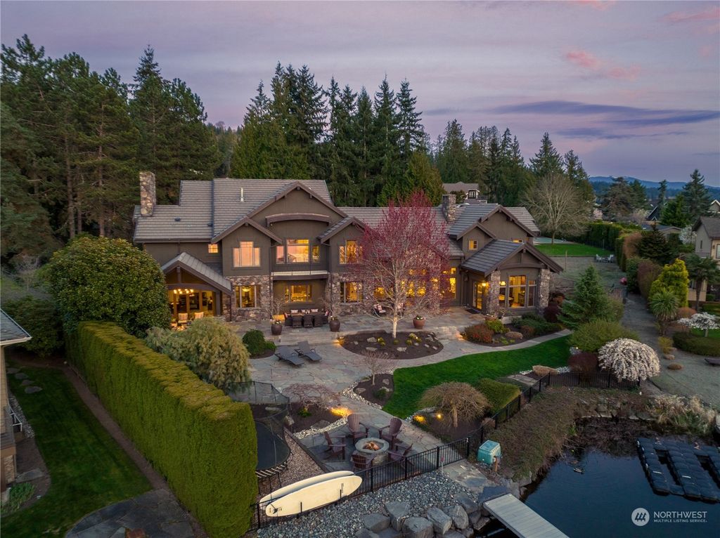 Photo of 3607 E Lake Sammamish Shore Lane NE, Sammamish, WA 98074 (MLS # 2168790)