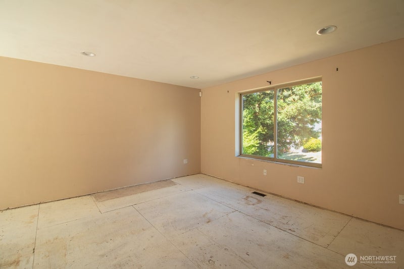 15401 SE 179th Street