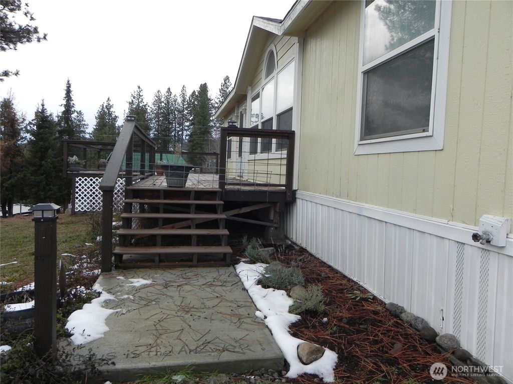 Photo of 230 Silver Street, Republic, WA 99166 (MLS # 2460546)