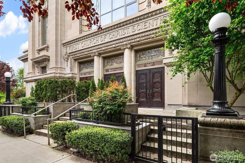 Photo of 1845 16th Avenue, Seattle, WA 98122 (MLS # 2525926)