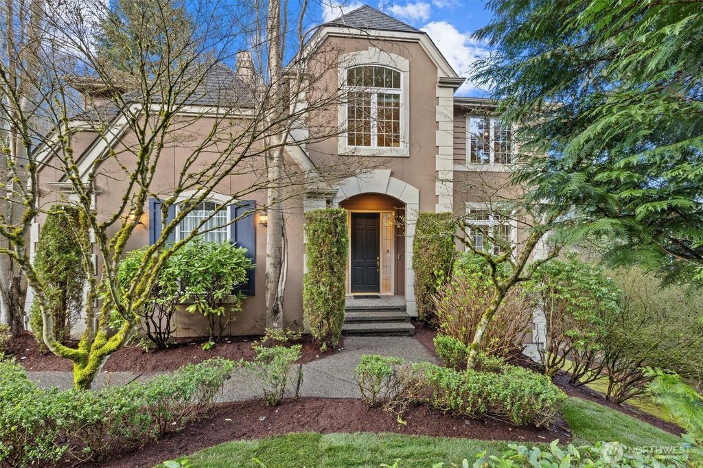 Photo of 16050 SE 48th Drive, Bellevue, WA 98006 (MLS # 2353587)