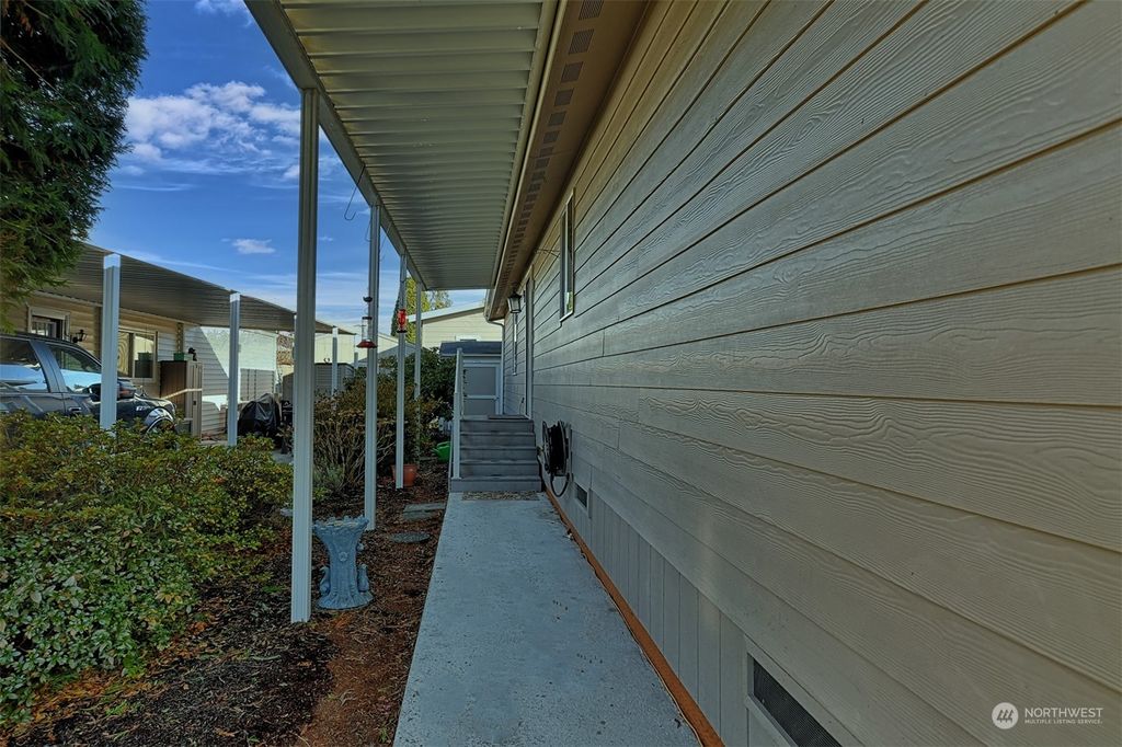 Photo of 23825 15th Avenue SE #119, Bothell, WA 98021 (MLS # 2184875)