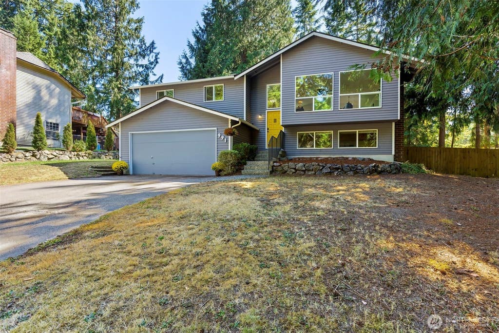 Photo of 991 Melia Lane NE, Bremerton, WA 98311 (MLS # 2572869)