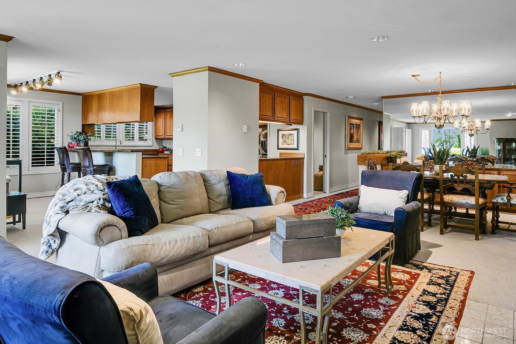 6121 NE 175th Street B101