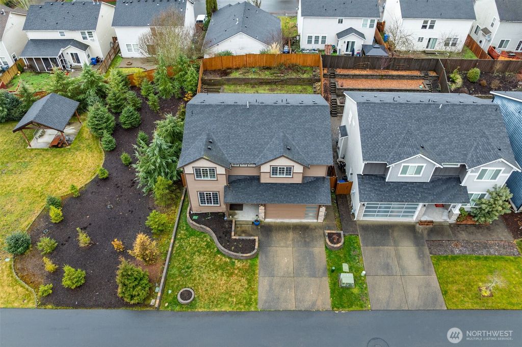 Photo of 13212 123rd Avenue E, Puyallup, WA 98374 (MLS # 2475033)