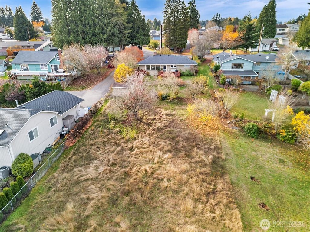 Photo of 7723 Cascade Drive, Everett, WA 98203 (MLS # 2455392)