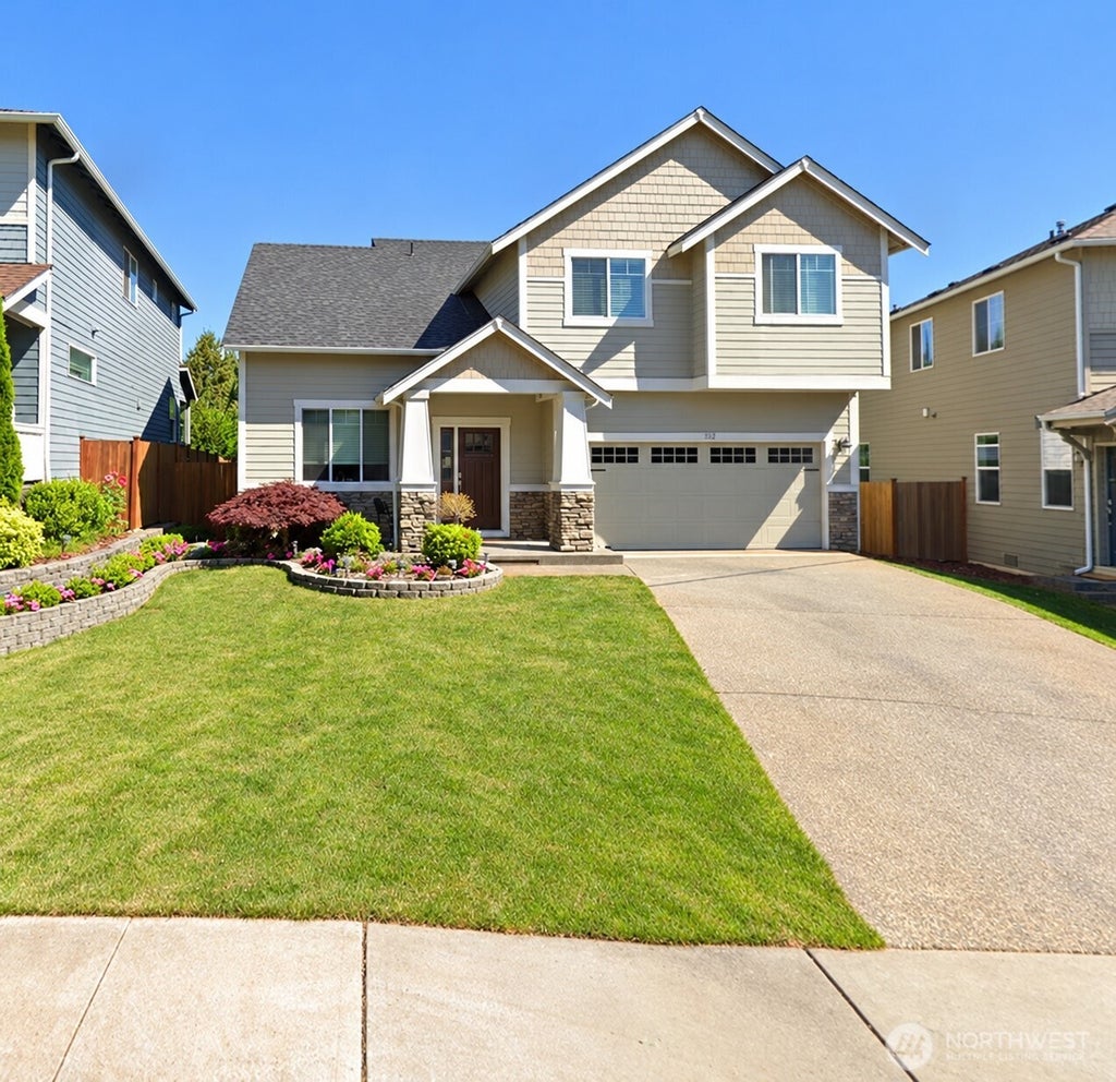 Photo of 1112 SW 338th Street, Federal Way, WA 98023 (MLS # 2589399)