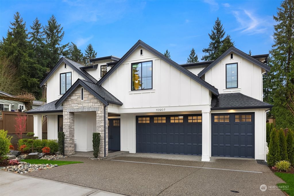 Photo of 10907 NE 47th Street, Kirkland, WA 98033 (MLS # 2188786)