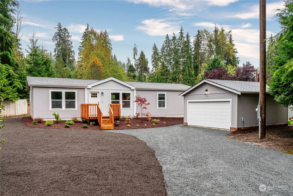 Photo of 19904 Canyon Drive, Granite Falls, WA 98252 (MLS # 2179318)