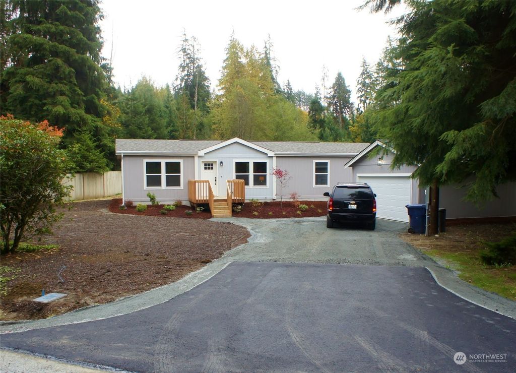 Photo of 19904 Canyon Drive, Granite Falls, WA 98252 (MLS # 2179318)