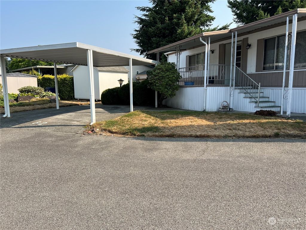 Photo of 11622 Silverlake Road #62, Everett, WA 98208 (MLS # 2152239)