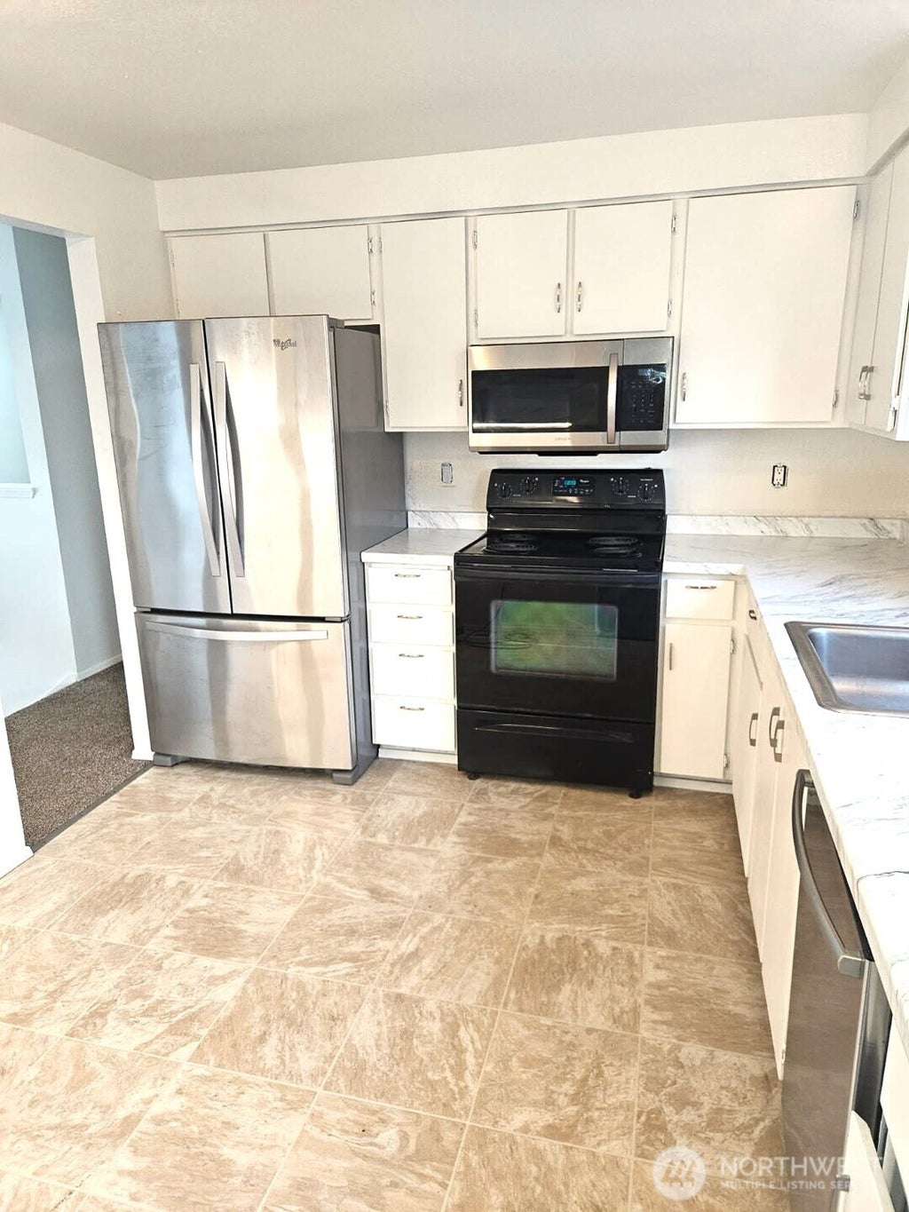 Photo of 3415 158th Street SW, Lynnwood, WA 98087 (MLS # 2580714)