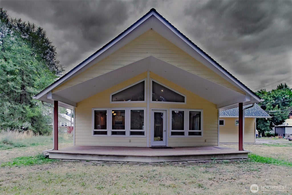 Photo of 216 S 3rd Street W, Chewelah, WA 99109 (MLS # 2579903)