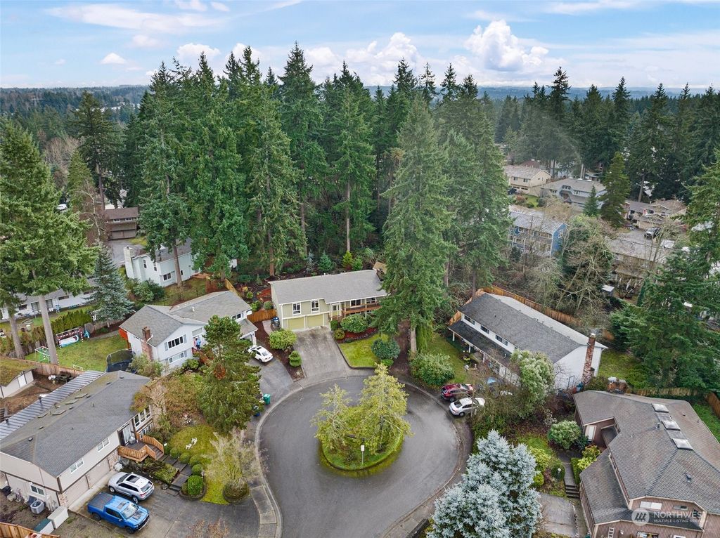 Photo of 502 SW 326th Street, Federal Way, WA 98023 (MLS # 2188994)