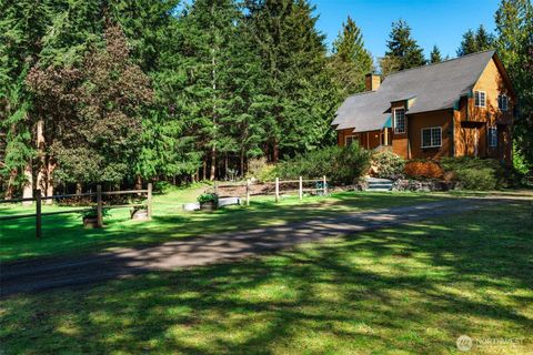 Photo of 931 Jolie Way, Port Townsend, WA 98368 (MLS # 2482430)