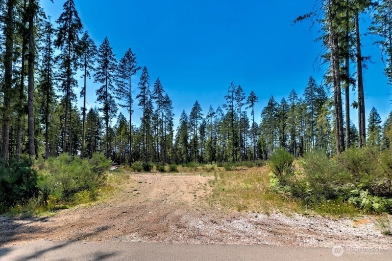 701 W Clear Lake Drive