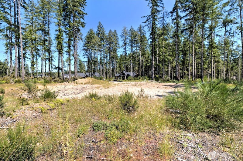 701 W Clear Lake Drive