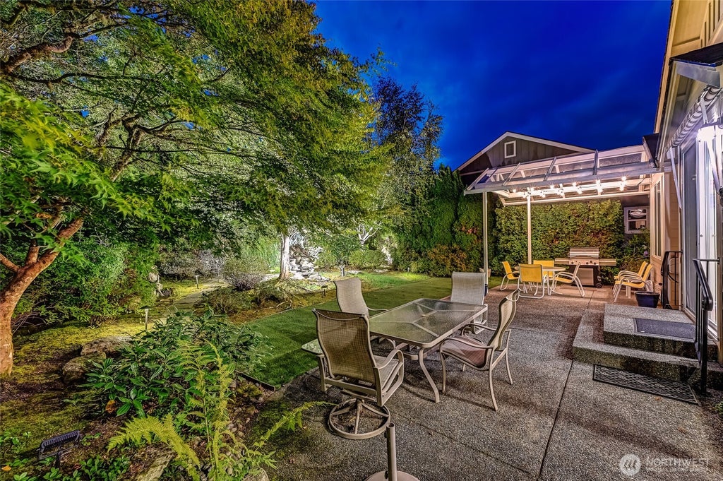 Photo of 12203 235th Place NE, Redmond, WA 98053 (MLS # 2592499)