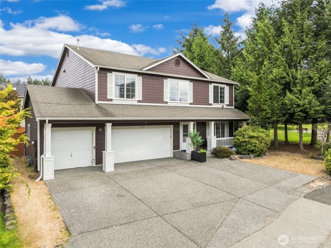 Photo of 17803 SE 257th Street, Covington, WA 98042 (MLS # 2576542)