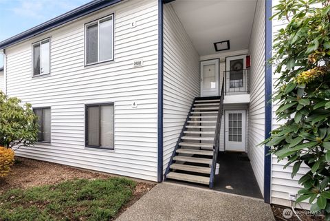 Photo of 1800 SW 318th Place #31C, Federal Way, WA 98023 (MLS # 2505602)