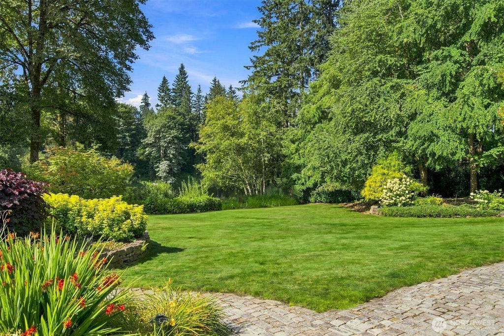 Photo of 22119 NE 140th Way, Woodinville, WA 98077 (MLS # 2587013)