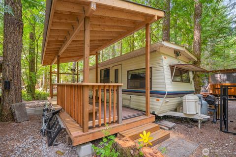 Photo of 90 2 Wilderness Way, Deming, WA 98244 (MLS # 2415915)