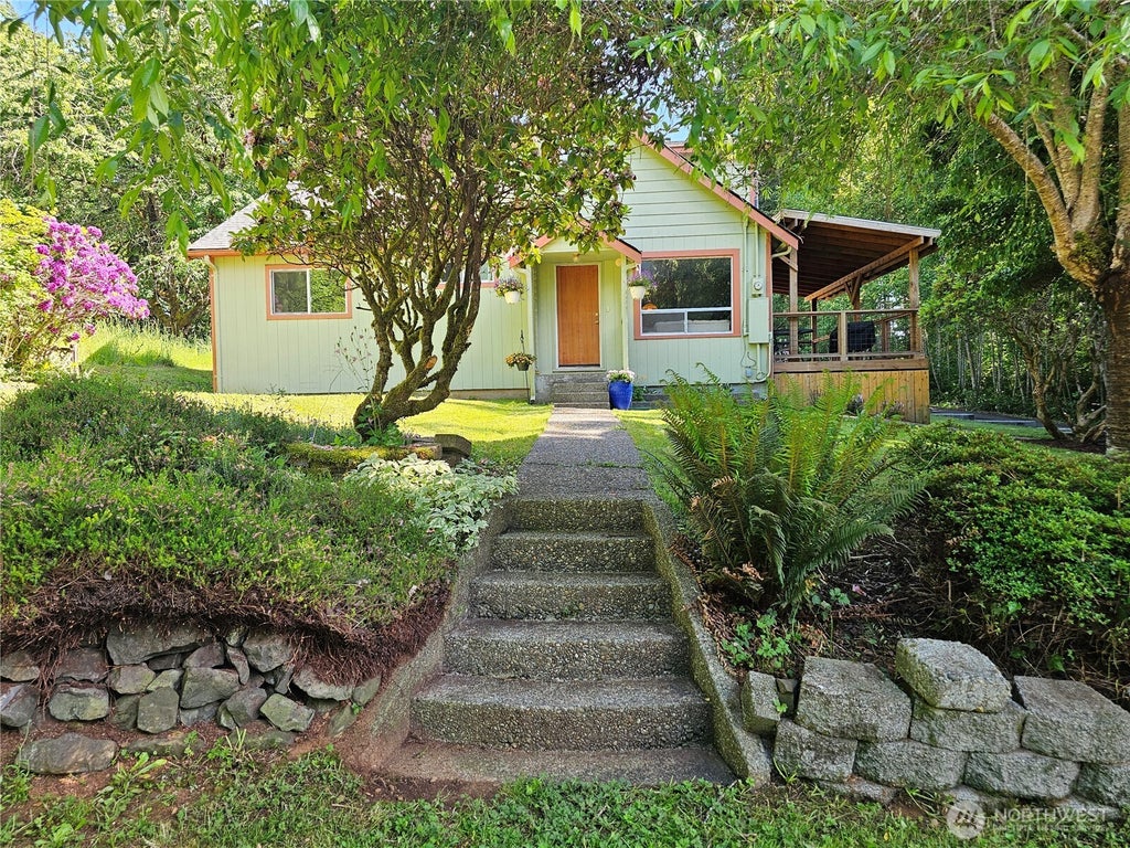 Photo of 321 E Beck Street, McCleary, WA 98557 (MLS # 2533956)