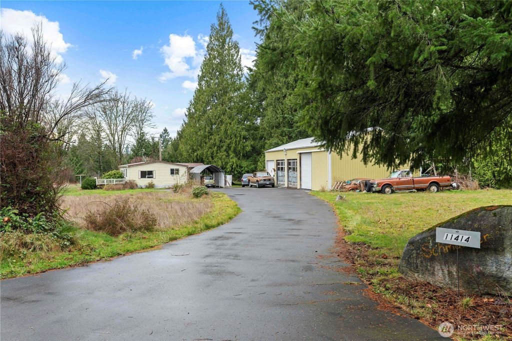 Photo of 11414 212th Avenue SE, Snohomish, WA 98290 (MLS # 2463506)