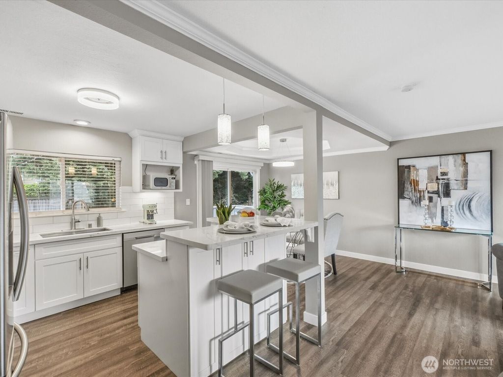 Photo of 12026 NE 99th Lane, Kirkland, WA 98033 (MLS # 2487945)