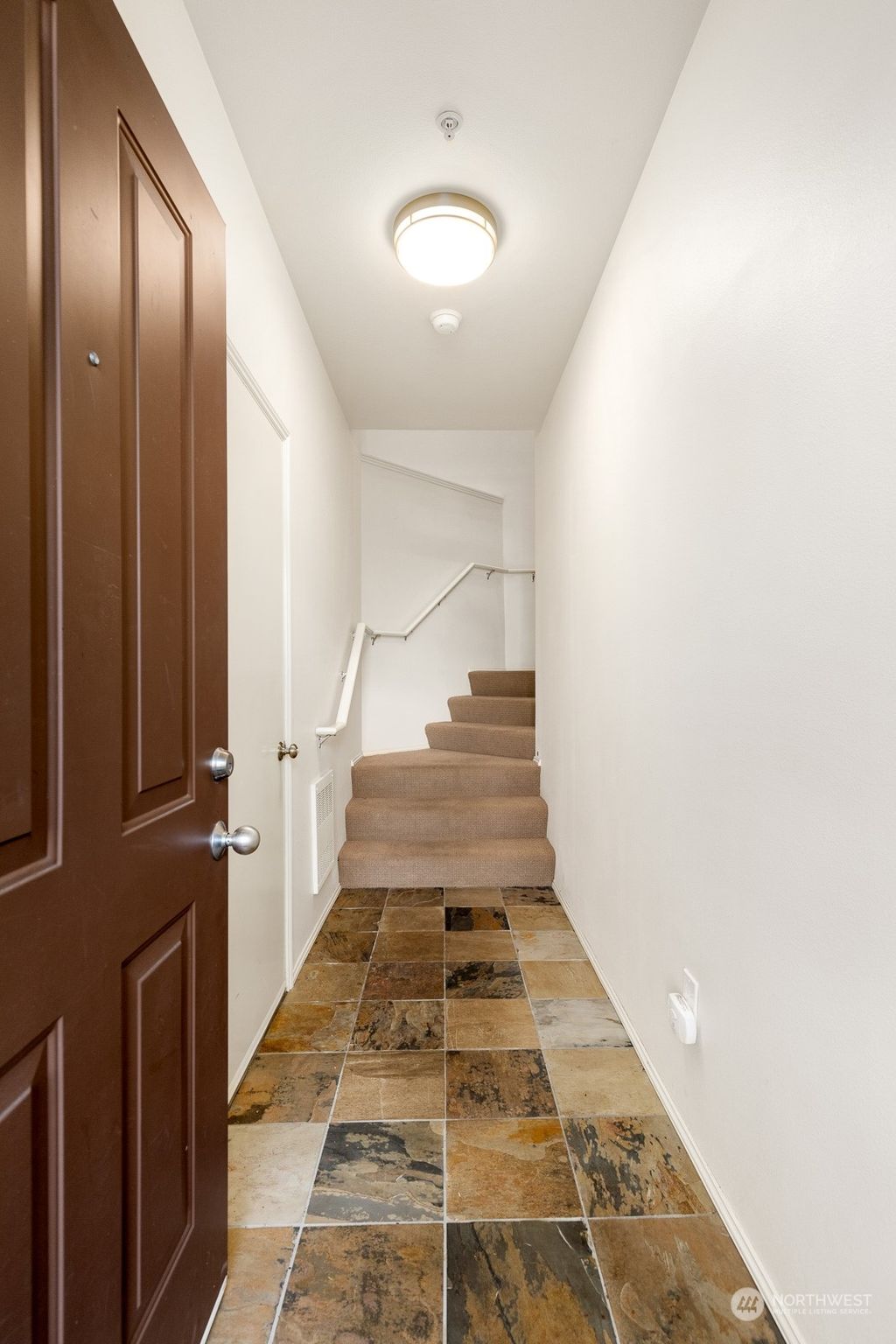 Photo of 504 241st Lane SE #B6, Sammamish, WA 98074 (MLS # 2232783)