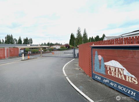 Photo of 37301 28th Avenue S, Federal Way, WA 98023 (MLS # 2538300)