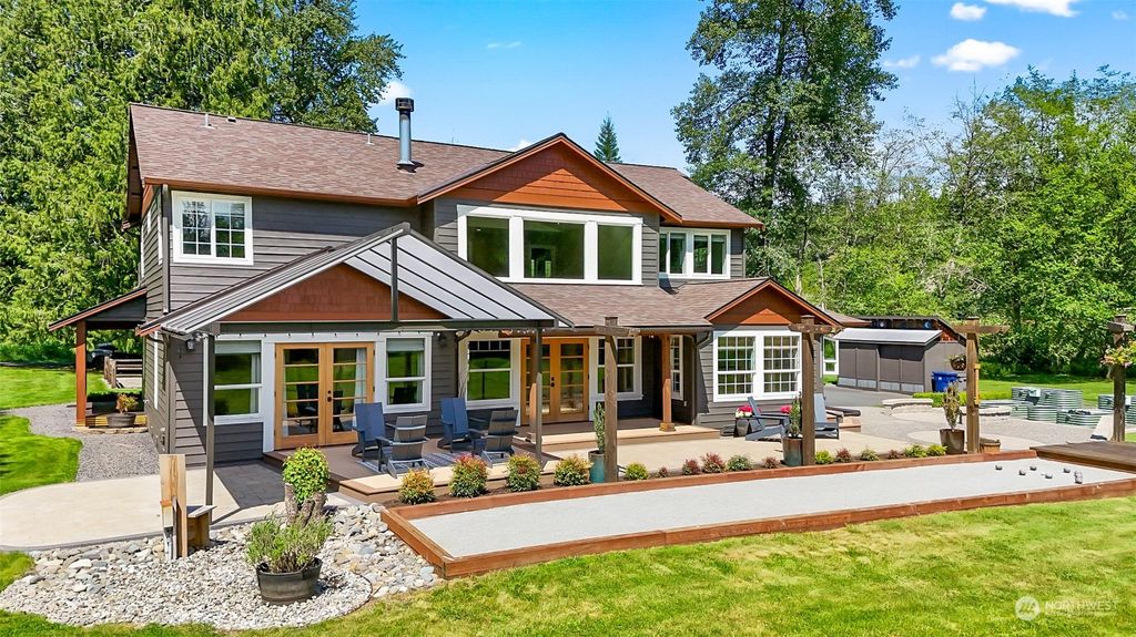 Photo of 15222 16th Street SE, Snohomish, WA 98290 (MLS # 2240934)