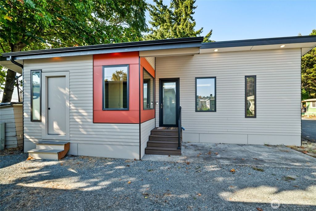 Photo of 1645 S 272nd Street #55, Federal Way, WA 98003 (MLS # 2438736)