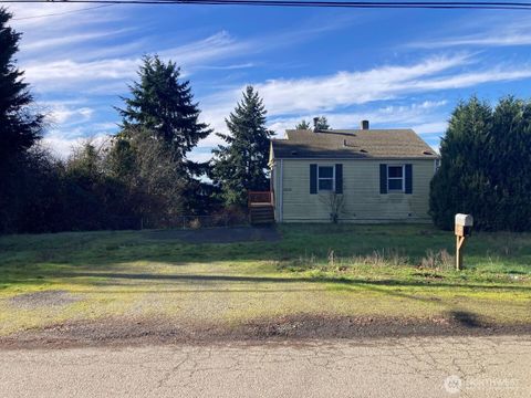 Photo of 10231 Beacon Avenue S, Tukwila, WA 98178 (MLS # 2495298)