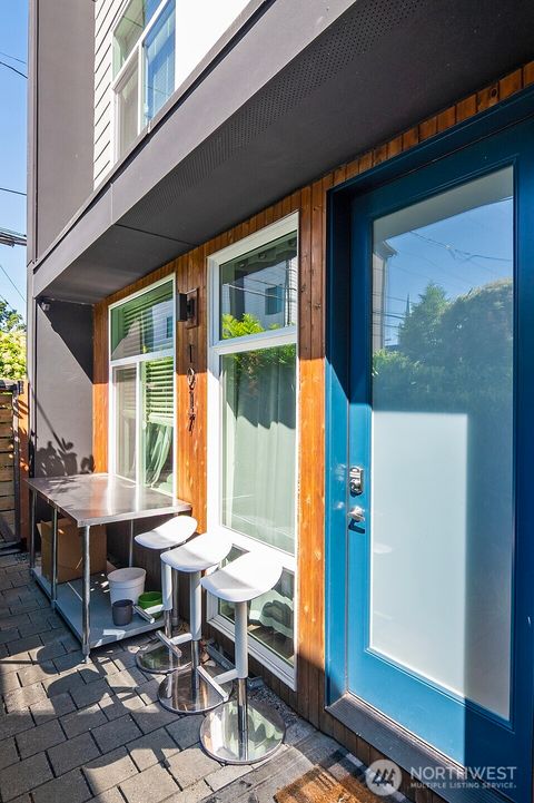 1017 NE 55TH Street Seattle WA 98105