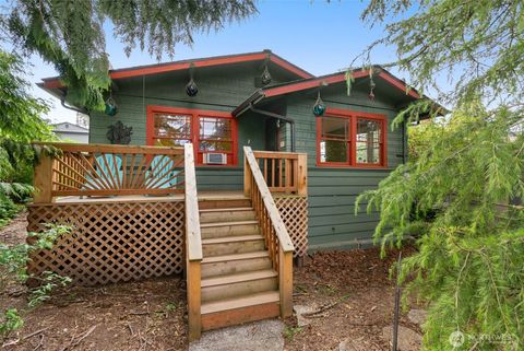 Photo of 4319 SW Mills Street, Seattle, WA 98136 (MLS # 2375061)
