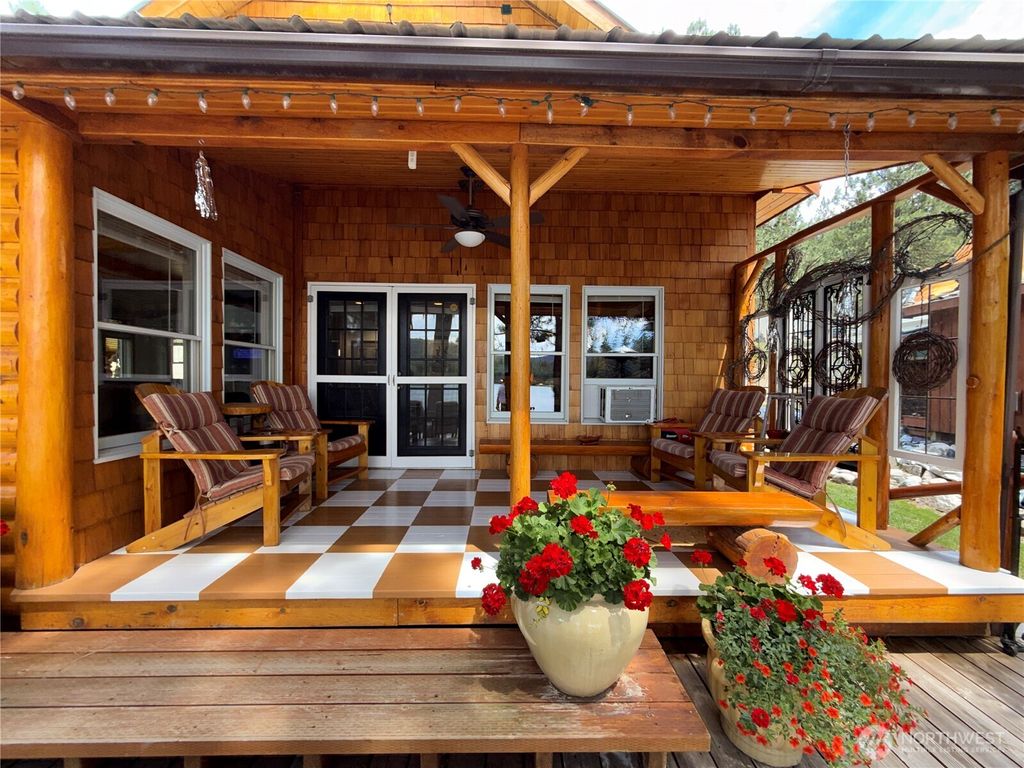 Photo of 10 Wayland Cove Road, Republic, WA 99166 (MLS # 2554380)