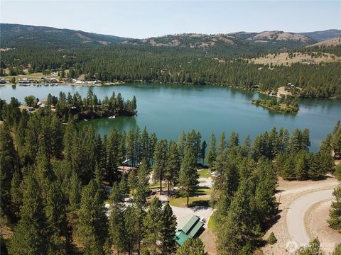 Photo of 10 Wayland Cove Road, Republic, WA 99166 (MLS # 2554380)