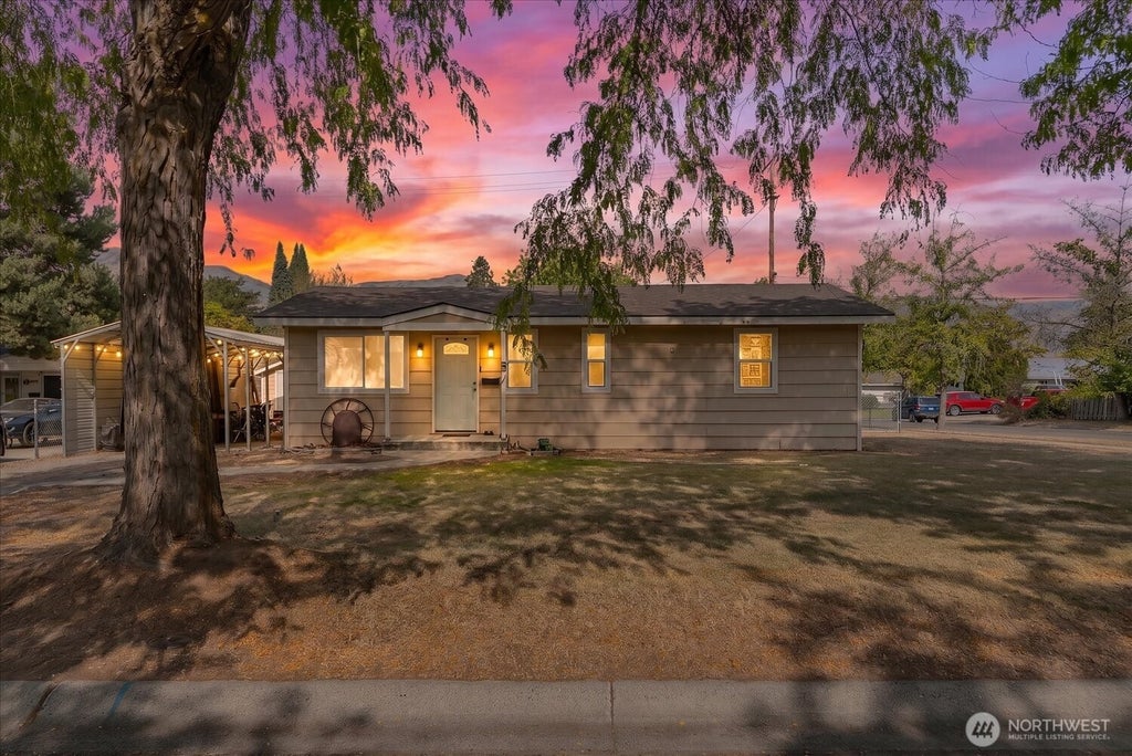Photo of 1028 Camas Street, Coulee Dam, WA 99116 (MLS # 2572102)