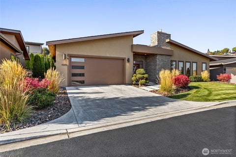 Photo of 4305 Catalyss Way, Yakima, WA 98908 (MLS # 2572555)